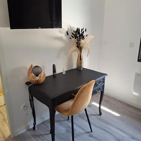 La Maison D'a Cote 1 3*